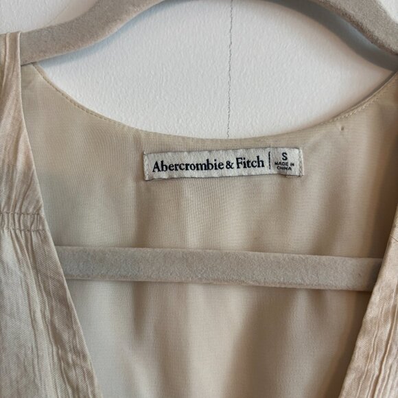 Abercrombie & Fitch Cream Top - Picture 2 of 3